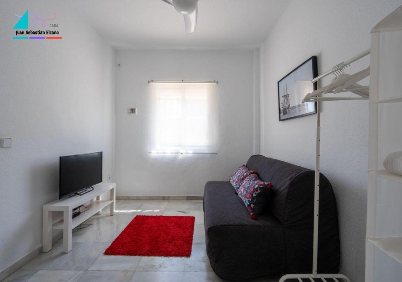 Casa Juan Sebastian Elcano Gelves Екстериор снимка